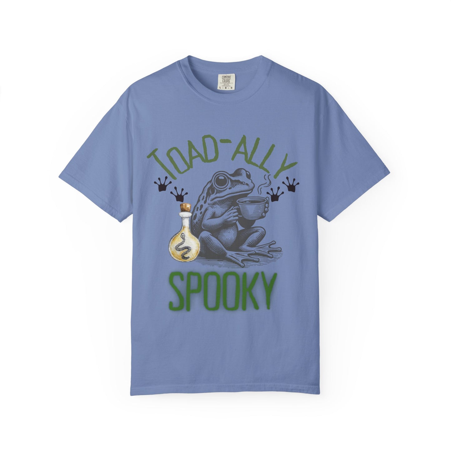 Toad-ally Spooky Comfort Colors T-Shirt, Halloween Shirt, Funny Frog Tee, Quirky Gift, Fall Fashion